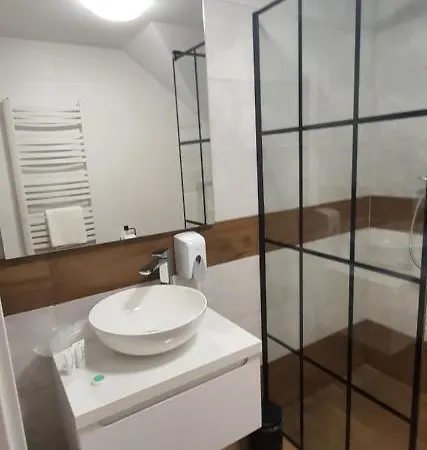 Dom Pod Groniem Πανσιόν Rzyki