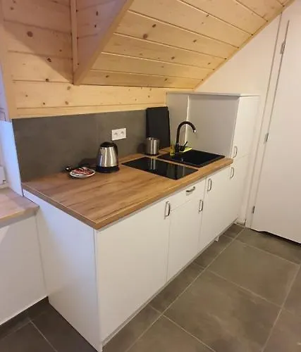 Konukevi Dom Pod Groniem